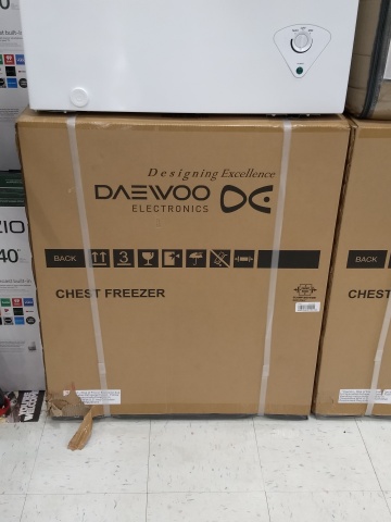 A Daewoo Electronics box labeled CHEST
FREEZER